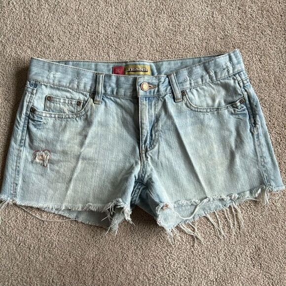 Old Navy Pants - Low-rise Jean shorts